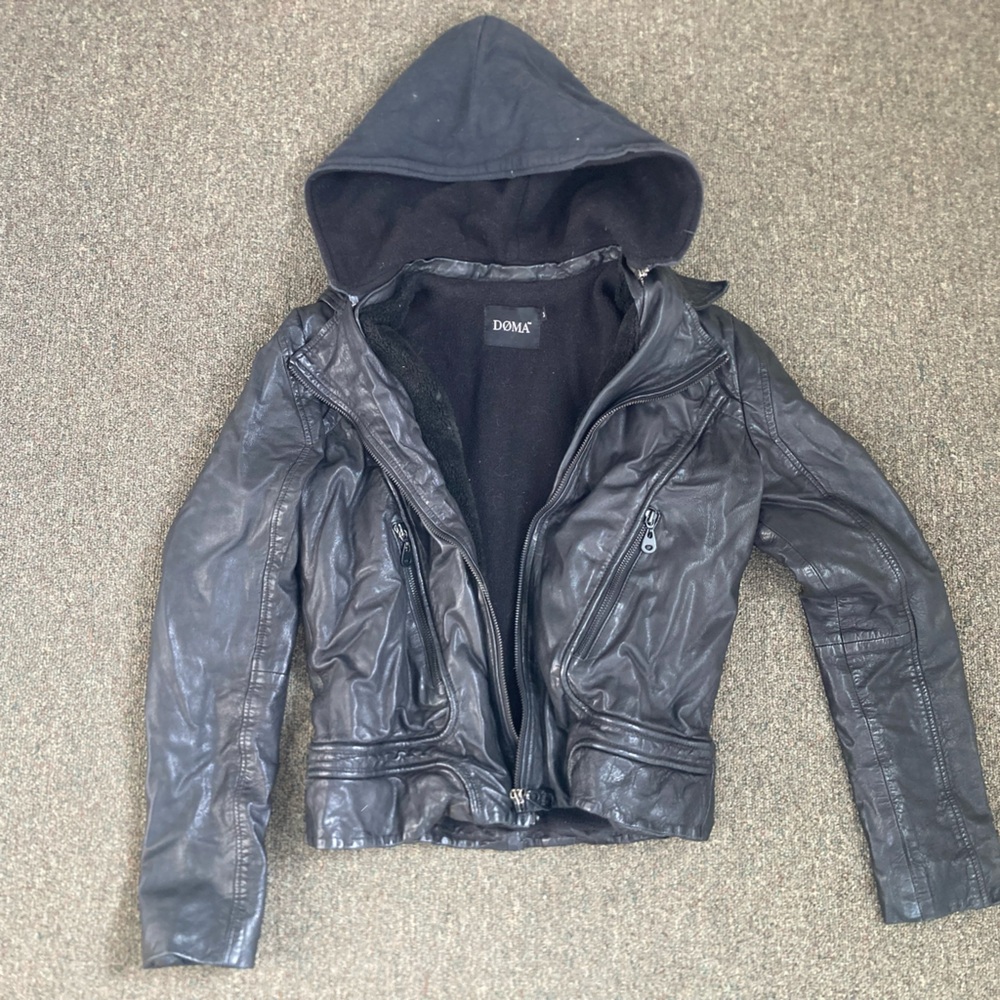Doma genuine leather hooded jacket in black